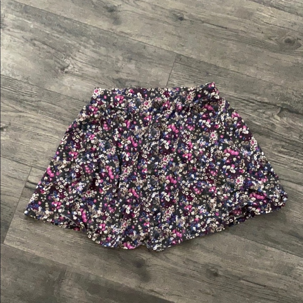 Floral mini skirt